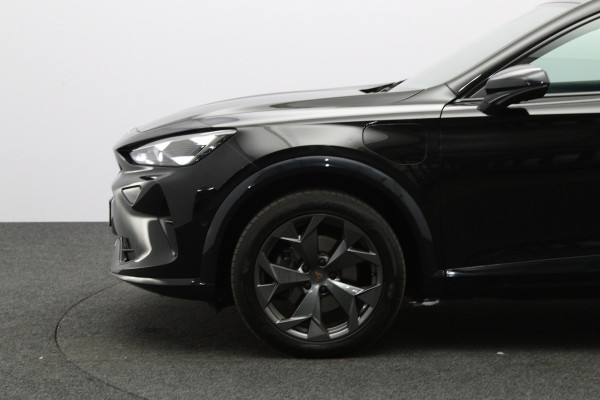 CUPRA Formentor 1.5 TSI e-Hybrid 204 PK Business PHEV, Stuur-Startknop, Keyless, 360 Camera, Adap. Cruise Control, Winterpakket