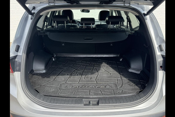 Hyundai Santa Fe 1.6 T-GDI PHEV Premium Adaptive cruise Climate Leder+Stoelventilatie/-verwarming Stuurverwarming Apple/ Android