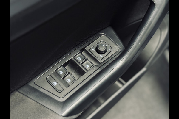 Volkswagen T-Roc 1.0 TSI Life | Camera | CarPlay | ACC