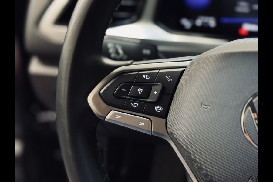 Volkswagen T-Roc 1.0 TSI Life | Camera | CarPlay | ACC