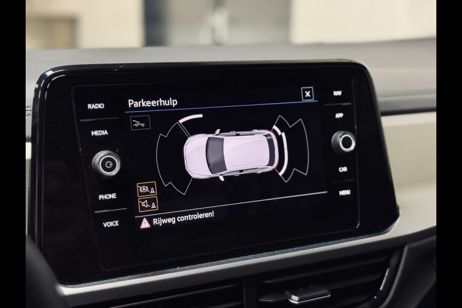 Volkswagen T-Roc 1.0 TSI Life | Camera | CarPlay | ACC