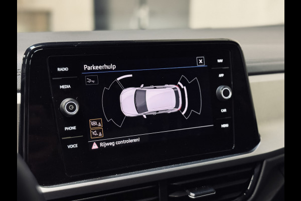 Volkswagen T-Roc 1.0 TSI Life | Camera | CarPlay | ACC