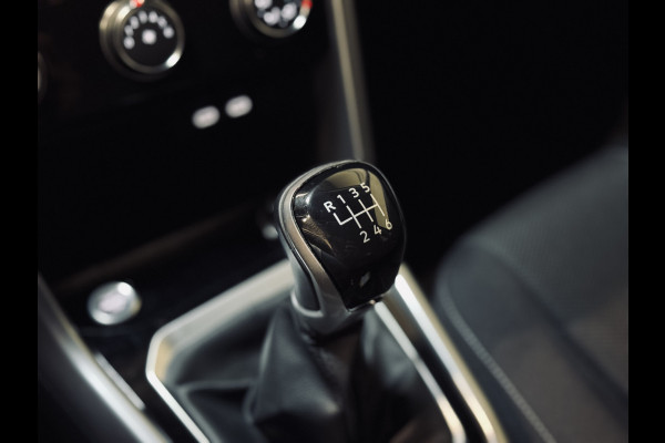 Volkswagen T-Roc 1.0 TSI Life | Camera | CarPlay | ACC