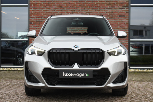 BMW X1 xDrive25e M-Sport ACC HUD E-zetels 360-cam Shadowline