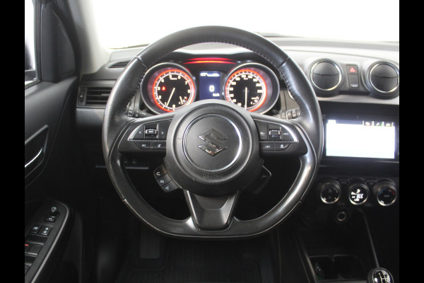 Suzuki Swift 1.2 Style Smart Hybrid CLIMATE | CAMERA | CARPLAY | LMV16 | LED | DAB | ADAPCRUISE | NAVI | STOELVERW | PDCA