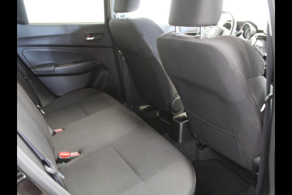 Suzuki Swift 1.2 Style Smart Hybrid CLIMATE | CAMERA | CARPLAY | LMV16 | LED | DAB | ADAPCRUISE | NAVI | STOELVERW | PDCA