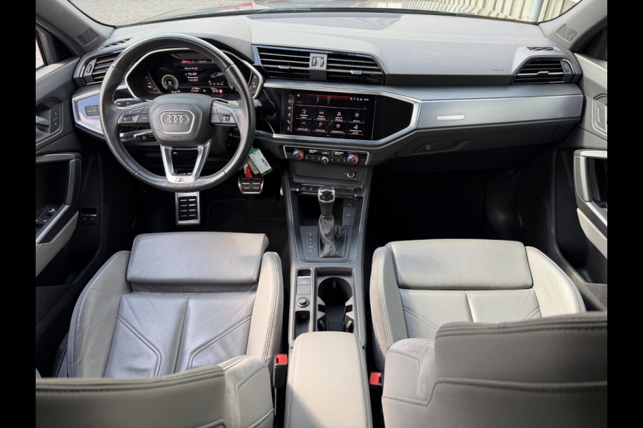 Audi Q3 Sportback 45 TFSI e Edition 20"/3 x S line/Leder/Matrix LED/Navigatie/Adaptieve cruise/Sfeerverlichting/360Camera/Elektrische klep