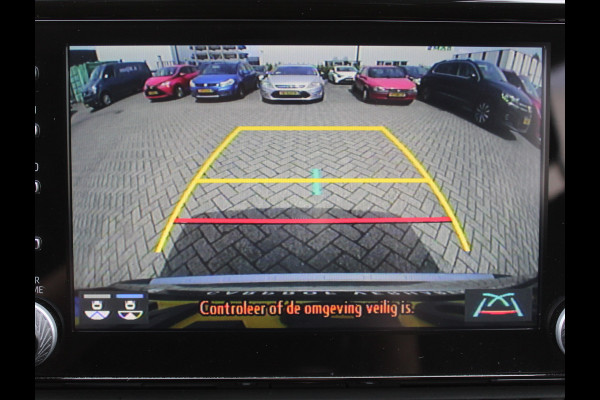 Toyota RAV4 2.5 Hybrid Dynamic CLIMATE | ADAPCRUISE | NAVI | CARPLAY | DAB | LED | CAMERA | ELECAKLEP | LMV18