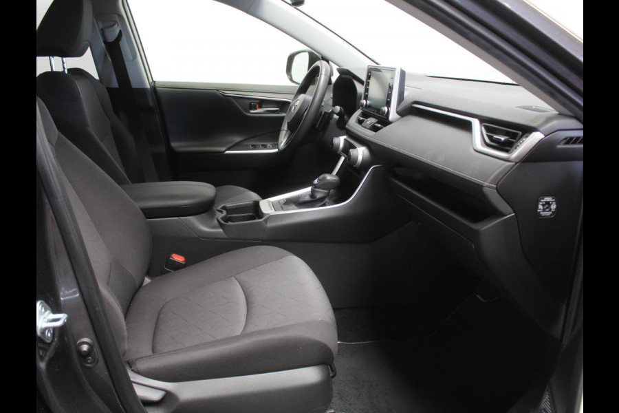 Toyota RAV4 2.5 Hybrid Dynamic CLIMATE | ADAPCRUISE | NAVI | CARPLAY | DAB | LED | CAMERA | ELECAKLEP | LMV18