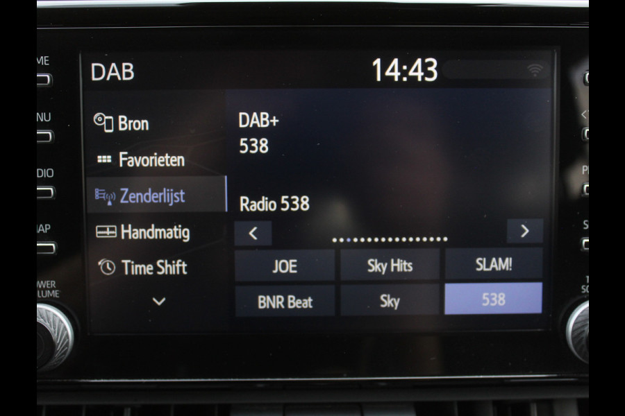 Toyota RAV4 2.5 Hybrid Dynamic CLIMATE | ADAPCRUISE | NAVI | CARPLAY | DAB | LED | CAMERA | ELECAKLEP | LMV18