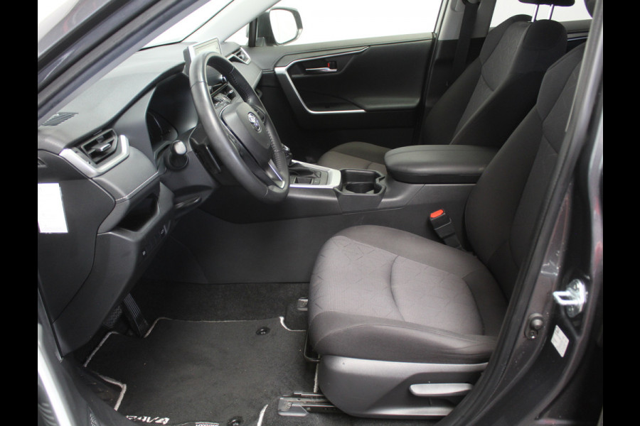 Toyota RAV4 2.5 Hybrid Dynamic CLIMATE | ADAPCRUISE | NAVI | CARPLAY | DAB | LED | CAMERA | ELECAKLEP | LMV18