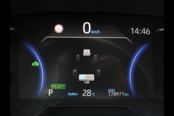 Toyota RAV4 2.5 Hybrid Dynamic CLIMATE | ADAPCRUISE | NAVI | CARPLAY | DAB | LED | CAMERA | ELECAKLEP | LMV18