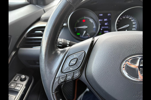 Toyota C-HR 2.0i Hybrid 184PK Automaat Launch Edition Trekhaak/Navigatie/Camera/Parkeerhulp/JBL
