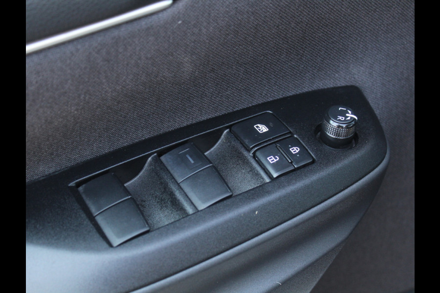 Toyota Yaris 1.5 Hybrid 115 Comfort CLIMATE | CAMERA | ADAPCRUISE | CARPLAY | DAB | LED