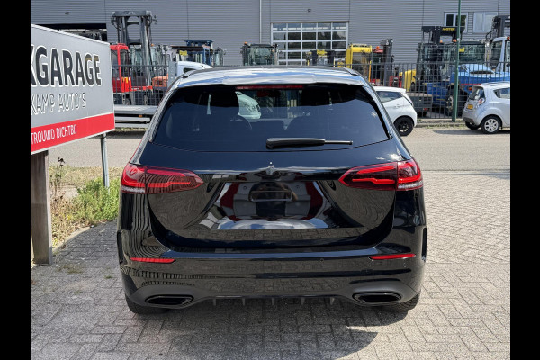 Mercedes-Benz B-Klasse 250 e AMG Line 18''/Dodehoek/Camera/Navigatie/Sfeerverlichting/PDC/Stoelverwarming