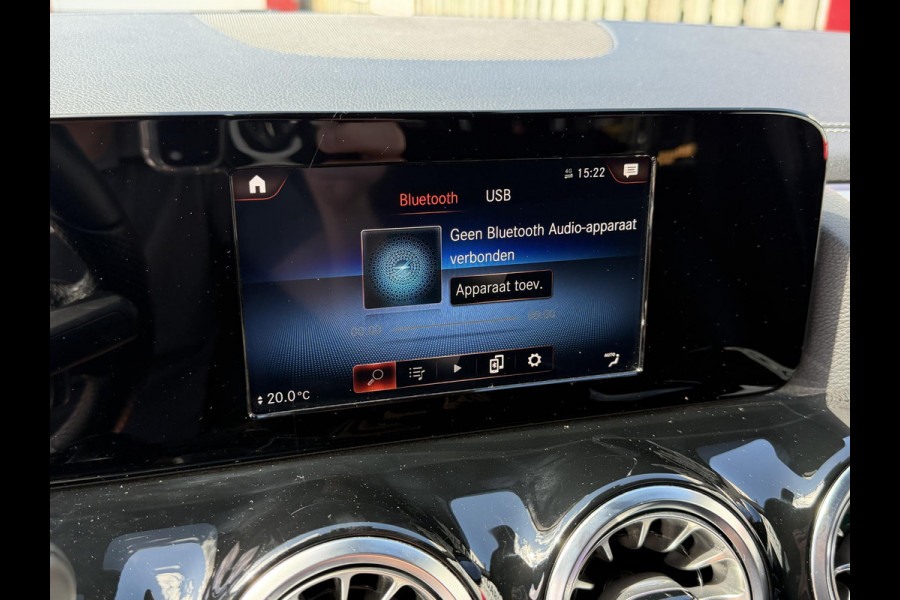 Mercedes-Benz B-Klasse 250 e AMG Line 18''/Dodehoek/Camera/Navigatie/Sfeerverlichting/PDC/Stoelverwarming