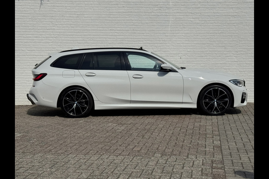 BMW 3 Serie Touring 320i High Exec. M-Sport individual Sfeer Leder Camera Carplay Trekhaak Led