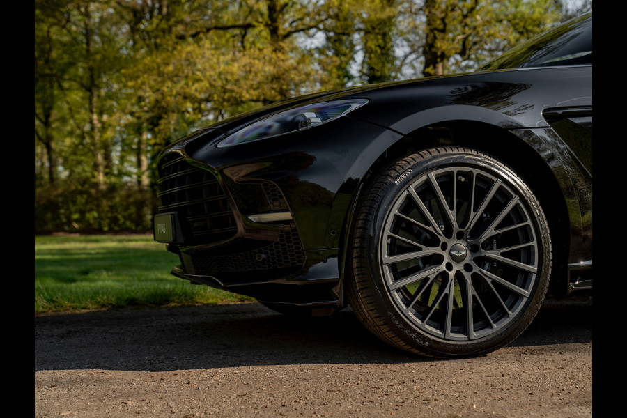 Aston Martin DBX 707 4.0 V8 | Veel carbon! | Alcantara interieur | NL-auto | Premium audio