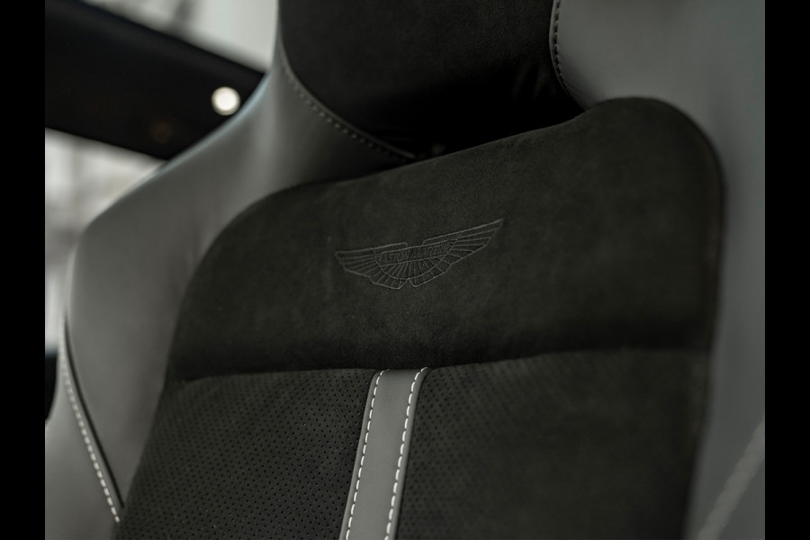 Aston Martin DBX 707 4.0 V8 | Veel carbon! | Alcantara interieur | NL-auto | Premium audio