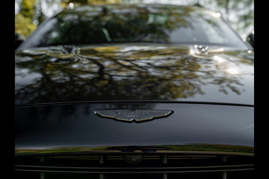 Aston Martin DBX 707 4.0 V8 | Veel carbon! | Alcantara interieur | NL-auto | Premium audio