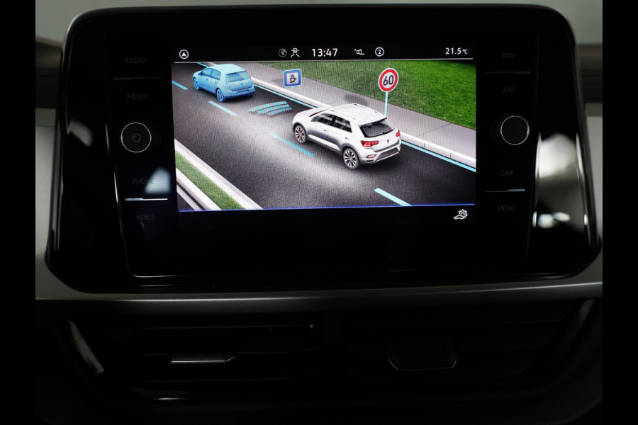 Volkswagen T-Roc 1.5 TSI Life Edition | Private lease vanaf €590 |150 pk Automaat (DSG) | Verlengde garantie | Navigatie via App | Parkeersensoren (Park assist) | Achteruitrijcamera | Full LED koplampen | Keyless |