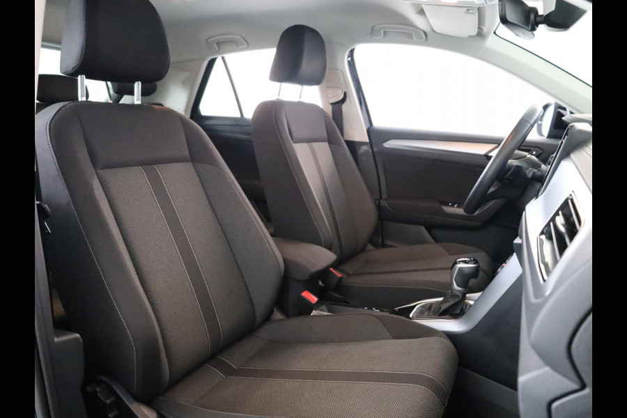 Volkswagen T-Roc 1.5 TSI Life Edition | Private lease vanaf €590 |150 pk Automaat (DSG) | Verlengde garantie | Navigatie via App | Parkeersensoren (Park assist) | Achteruitrijcamera | Full LED koplampen | Keyless |
