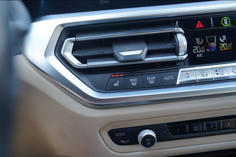 BMW 3-serie 320i High Executive Edition | LED | Luxe Leder | Stoelverwarming | PDC | Cruise control |