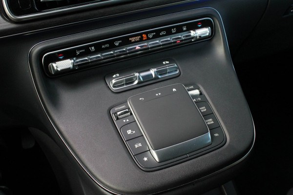 Mercedes-Benz V-Klasse 300d L3 240PK JB-EDITION EXTRA LANG INCL. BTW EN BPM / ELEK- SCHUIFDEUREN / NIGHT EDITION / 8-PERSOONS