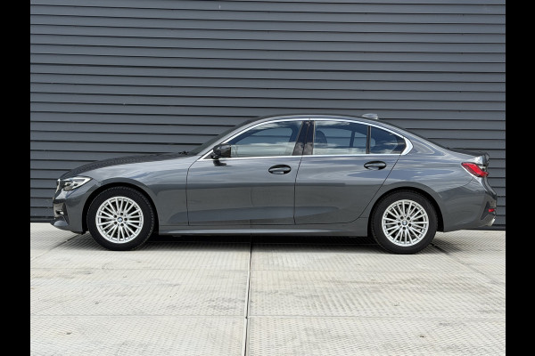 BMW 3-serie 320i Executive Edition 184 PK | Automaat | Navi | Stoelverwarming | Climate | Trekhaak