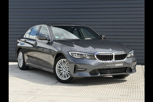 BMW 3-serie 320i Executive Edition 184 PK | Automaat | Navi | Stoelverwarming | Climate | Trekhaak