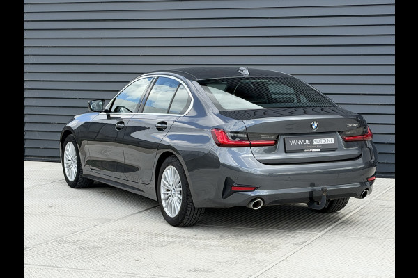 BMW 3-serie 320i Executive Edition 184 PK | Automaat | Navi | Stoelverwarming | Climate | Trekhaak