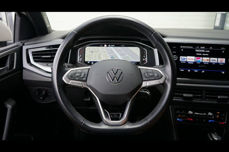 Volkswagen Polo 1.0 TSI R-Line AUTOMAAT |CAMERA|CARPLAY|CLIMA|DAB|IQ LIGHT|NAVIGATIE|VIRTUEEL|STOELVERWARMING