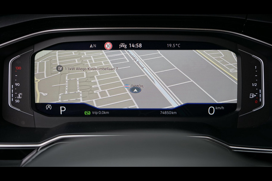 Volkswagen Polo 1.0 TSI R-Line AUTOMAAT |CAMERA|CARPLAY|CLIMA|DAB|IQ LIGHT|NAVIGATIE|VIRTUEEL|STOELVERWARMING