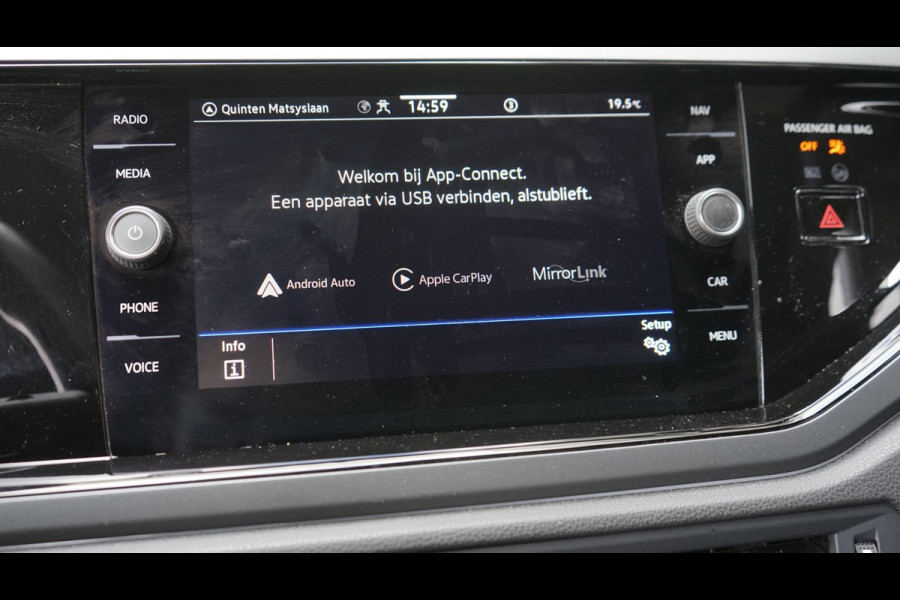 Volkswagen Polo 1.0 TSI R-Line AUTOMAAT |CAMERA|CARPLAY|CLIMA|DAB|IQ LIGHT|NAVIGATIE|VIRTUEEL|STOELVERWARMING
