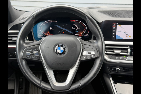 BMW 3-serie 320i Executive Edition 184 PK | Automaat | Navi | Stoelverwarming | Climate | Trekhaak