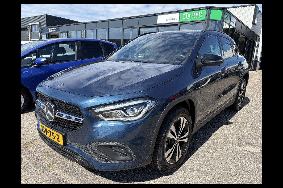 Mercedes-Benz GLA 250 e Hybride | Business Solution Luxery Limited