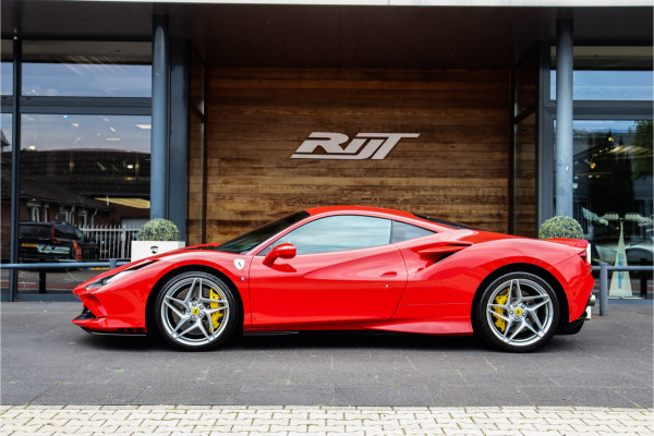 Ferrari F8 Tributo 3.9 V8 HELE BTW **Drivers Display/Carbon Bucket/Full PPF/Novitec**