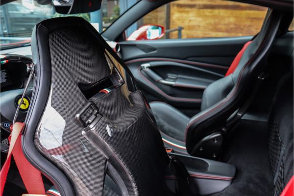 Ferrari F8 Tributo 3.9 V8 HELE BTW **Drivers Display/Carbon Bucket/Full PPF/Novitec**