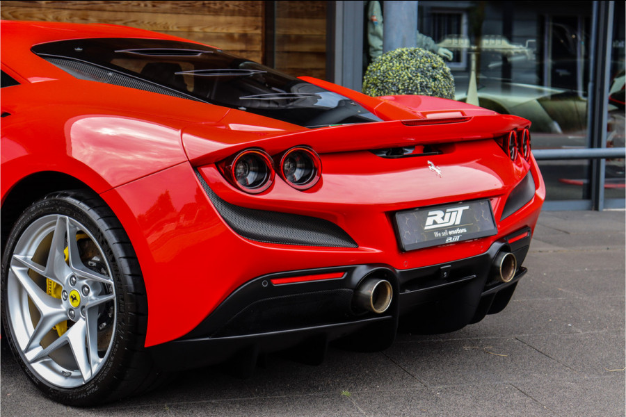 Ferrari F8 Tributo 3.9 V8 HELE BTW **Drivers Display/Carbon Bucket/Full PPF/Novitec**