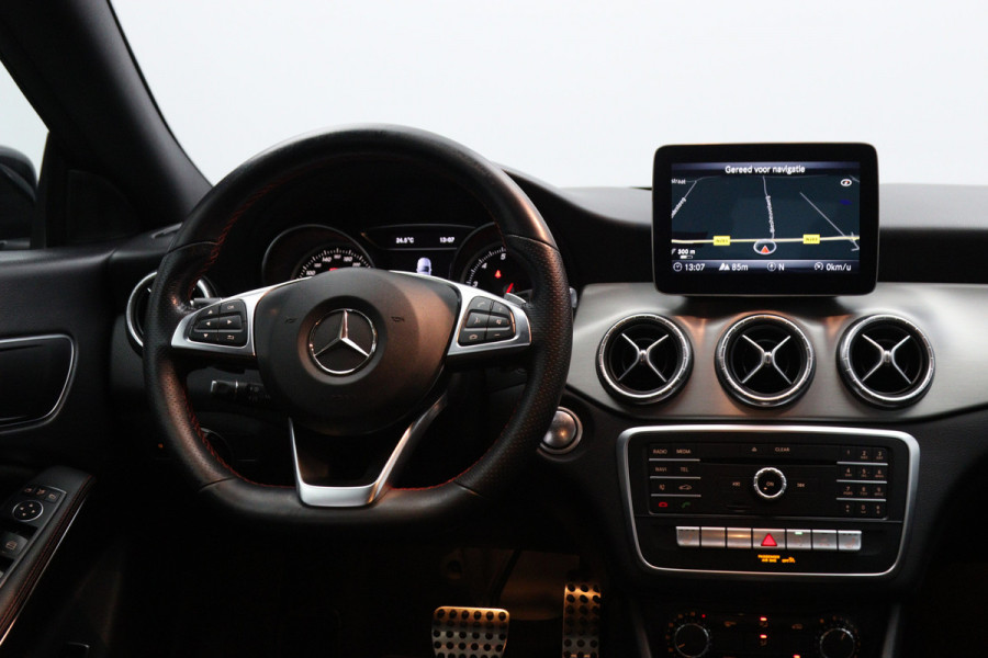Mercedes-Benz CLA-Klasse 180 123 PK Automaat Ambition AMG-Line, Keyless, Navigatie