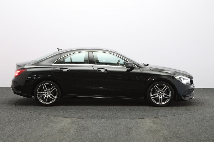 Mercedes-Benz CLA-Klasse 180 123 PK Automaat Ambition AMG-Line, Keyless, Navigatie