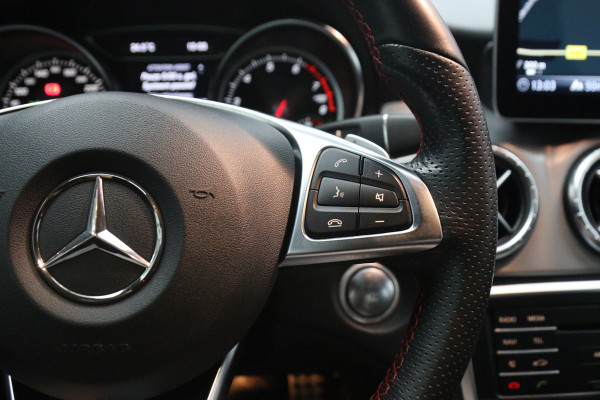Mercedes-Benz CLA-Klasse 180 123 PK Automaat Ambition AMG-Line, Keyless, Navigatie