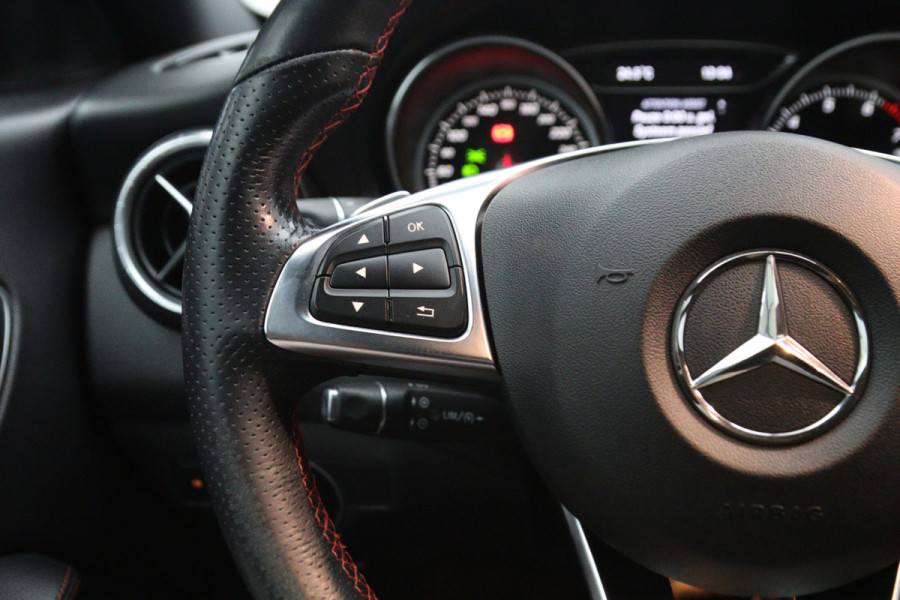 Mercedes-Benz CLA-Klasse 180 123 PK Automaat Ambition AMG-Line, Keyless, Navigatie