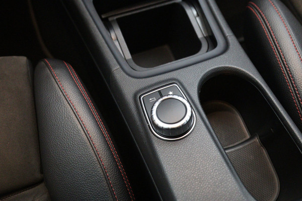 Mercedes-Benz CLA-Klasse 180 123 PK Automaat Ambition AMG-Line, Keyless, Navigatie