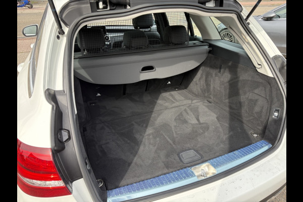 Mercedes-Benz C-Klasse Estate 180 Sport Edition | AMG Styling | Panodak | Trekhaak | Navi | Camera