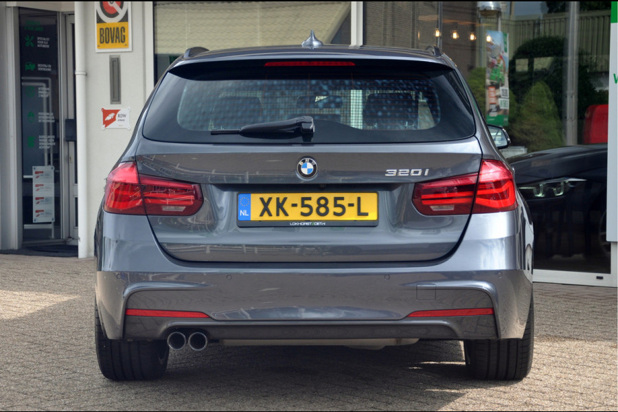 BMW 3 Serie Touring 320i M-Sport Edition | Camera | 19 Inch | 67.000 km!
