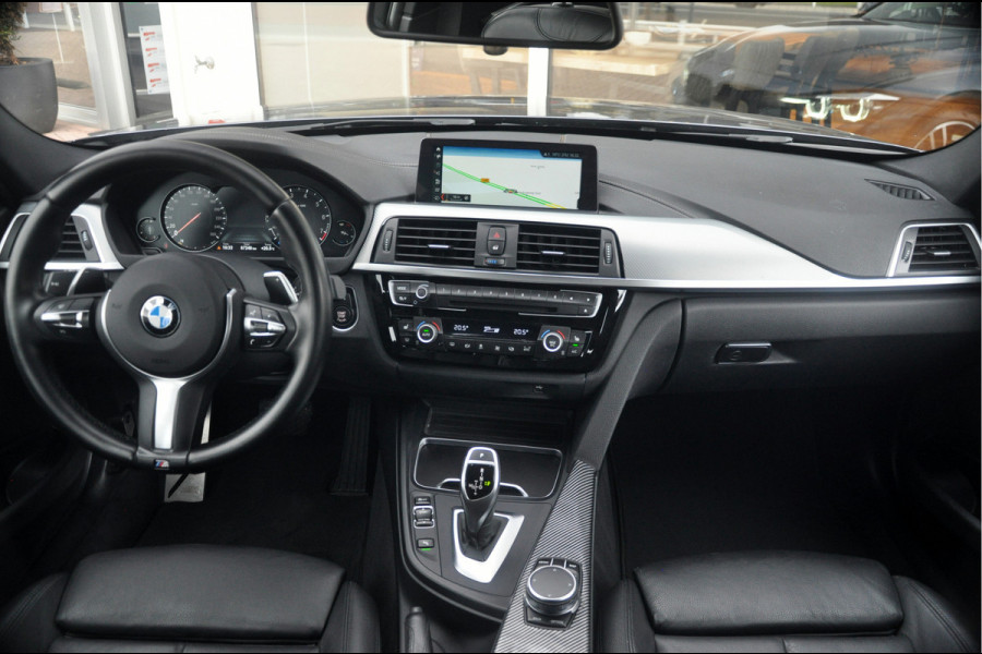 BMW 3 Serie Touring 320i M-Sport Edition | Camera | 19 Inch | 67.000 km!
