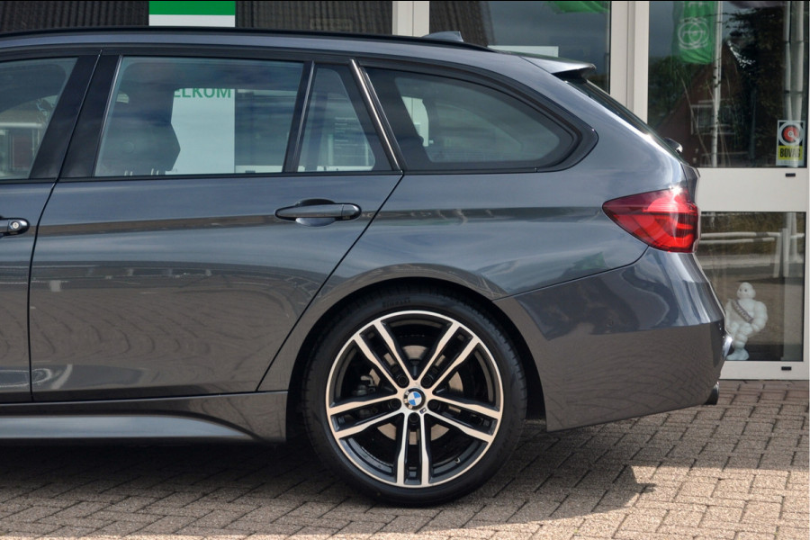 BMW 3 Serie Touring 320i M-Sport Edition | Camera | 19 Inch | 67.000 km!