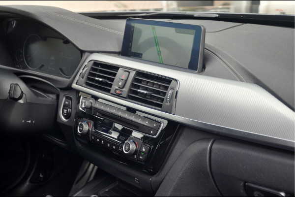 BMW 3 Serie Touring 320i M-Sport Edition | Camera | 19 Inch | 67.000 km!
