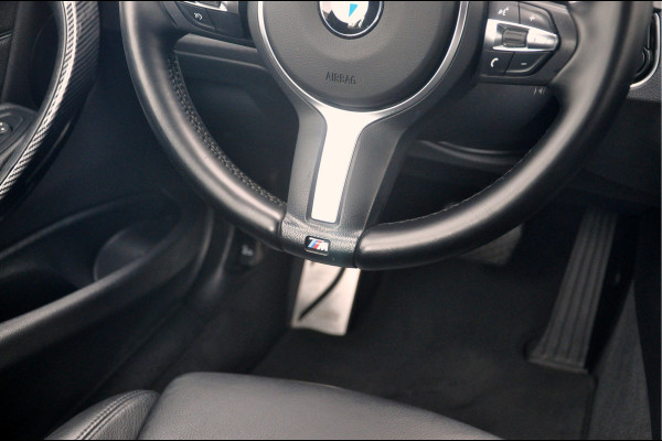 BMW 3 Serie Touring 320i M-Sport Edition | Camera | 19 Inch | 67.000 km!
